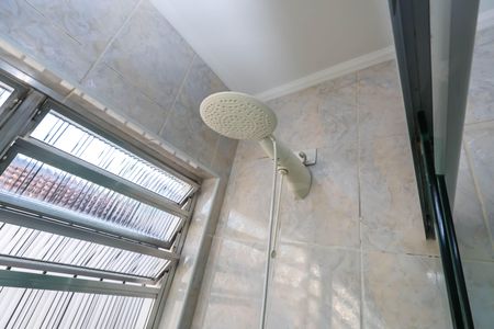 Casa à venda com 114m², 2 quartos e 2 vagasBanheiro da Suíte