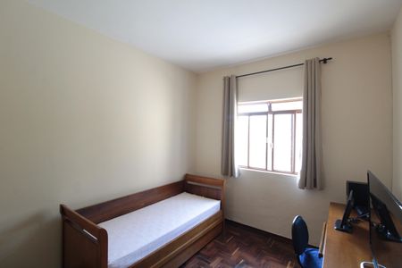 Casa à venda com 351m², 2 quartos e 1 vagaQuarto 2