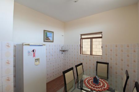 Casa à venda com 351m², 2 quartos e 1 vagaCopa