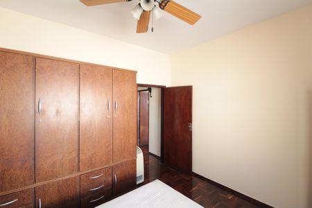 Casa à venda com 351m², 2 quartos e 1 vagaQuarto 1