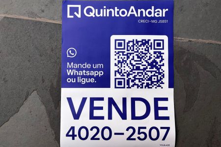 Casa à venda com 351m², 2 quartos e 1 vagaPlaquinha Instalada