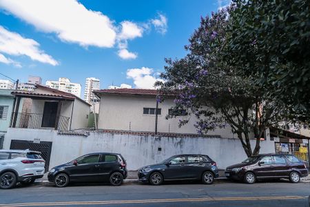 Casa à venda com 215m², 3 quartos e 2 vagas Casa à venda com 215m², 3 quartos e 2 vagasVista da Rua