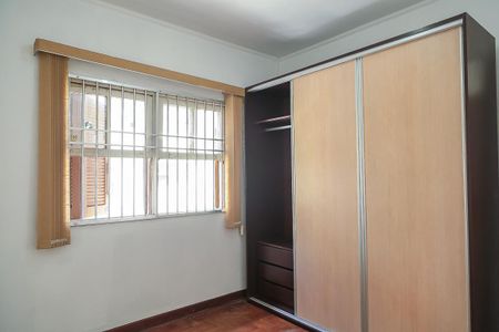 Casa à venda com 215m², 3 quartos e 2 vagas Casa à venda com 215m², 3 quartos e 2 vagasQuarto 1