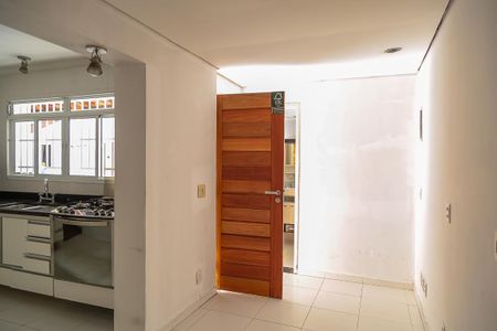 Casa à venda com 215m², 3 quartos e 2 vagas Casa à venda com 215m², 3 quartos e 2 vagasCozinha