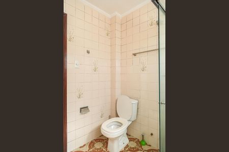 Casa à venda com 215m², 3 quartos e 2 vagas Casa à venda com 215m², 3 quartos e 2 vagasBanheiro 1