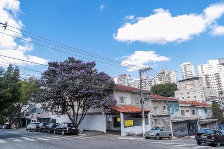 Casa à venda com 215m², 3 quartos e 2 vagas Casa à venda com 215m², 3 quartos e 2 vagasVista da Rua