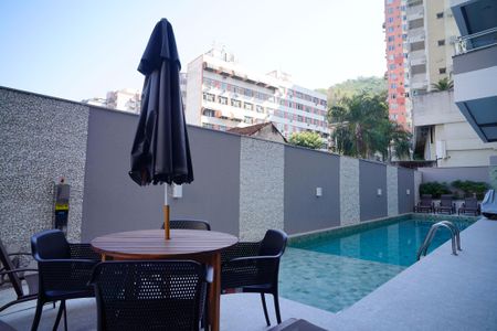 Apartamento para alugar com 40m², 1 quarto e sem vagaÁrea comum - Piscina