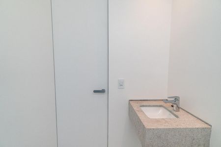 Casa à venda com 160m², 2 quartos e 2 vagasBanheiro da Suíte 1