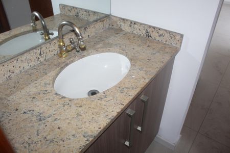 Apartamento para alugar com 59m², 2 quartos e 1 vagaBanheiro