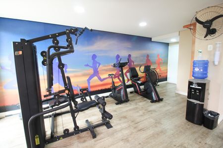 Apartamento à venda com 63m², 3 quartos e 1 vaga Apartamento à venda com 63m², 3 quartos e 1 vagaÁrea comum - Academia