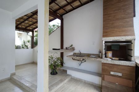 Casa de condomínio à venda com 900m², 5 quartos e 2 vagasÁrea Externa