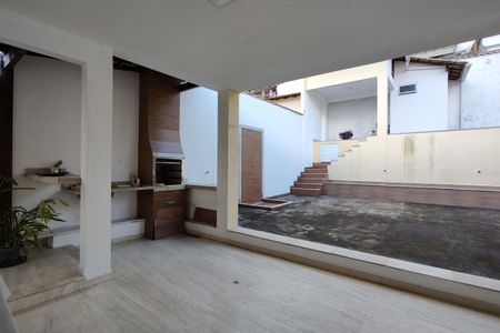 Casa de condomínio à venda com 900m², 5 quartos e 2 vagasÁrea Externa