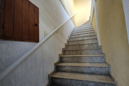 Casa de condomínio à venda com 900m², 5 quartos e 2 vagasEscada