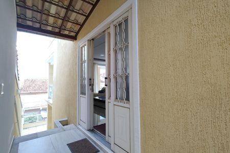 Casa de condomínio à venda com 900m², 5 quartos e 2 vagasCorredor