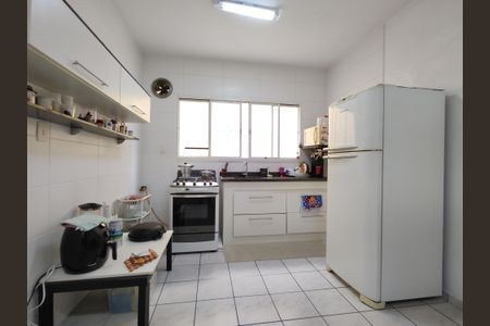 Casa de condomínio à venda com 900m², 5 quartos e 2 vagasCozinha