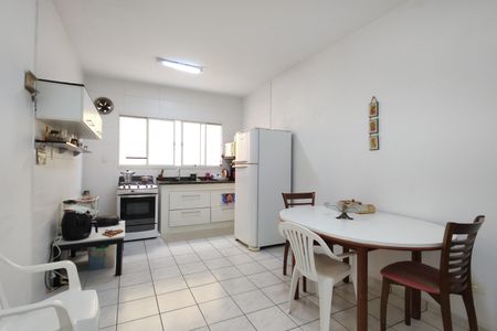 Casa de condomínio à venda com 900m², 5 quartos e 2 vagasCozinha