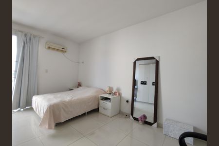 Casa de condomínio à venda com 900m², 5 quartos e 2 vagasSuíte 2