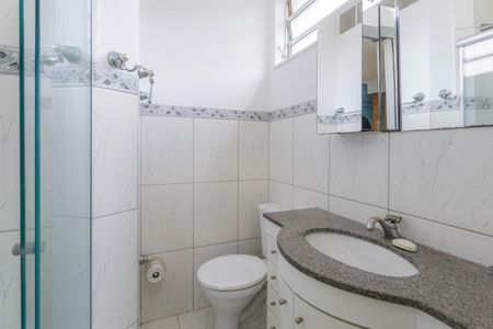 Apartamento à venda com 91m², 2 quartos e 1 vaga Apartamento à venda com 91m², 2 quartos e 1 vagaBanheiro da Suíte 2
