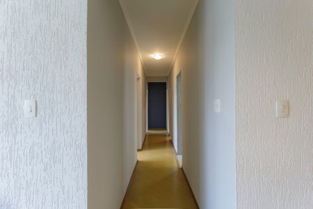 Corredor de apartamento à venda com 2 quartos, 91m² em Vila Nova Conceição, São Paulo