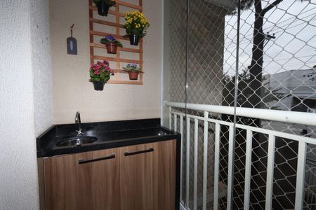 Apartamento para alugar com 52m², 2 quartos e 1 vagaVaranda