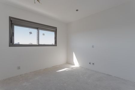 Suíte de apartamento à venda com 2 quartos, 62m² em Passo D’areia, Porto Alegre