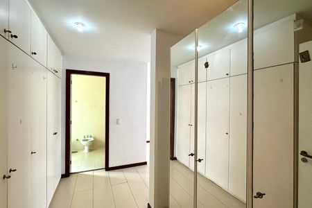 Apartamento para alugar com 290m², 4 quartos e 3 vagasSuíte 01