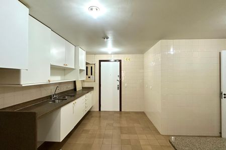 Apartamento para alugar com 290m², 4 quartos e 3 vagasCozinha