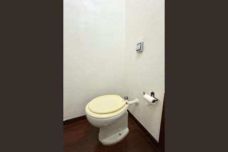 Apartamento para alugar com 290m², 4 quartos e 3 vagasLavabo