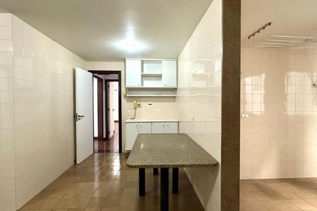 Apartamento para alugar com 290m², 4 quartos e 3 vagasCozinha