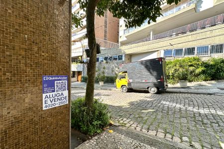 Apartamento para alugar com 290m², 4 quartos e 3 vagasPlaquinha