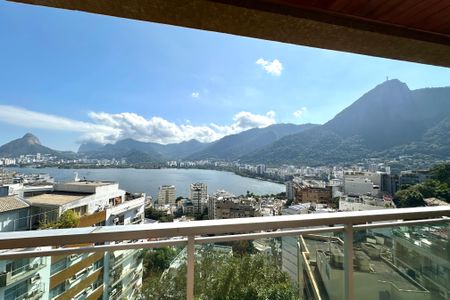 Apartamento para alugar com 290m², 4 quartos e 3 vagasSala