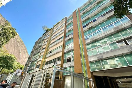Apartamento para alugar com 290m², 4 quartos e 3 vagasFachada