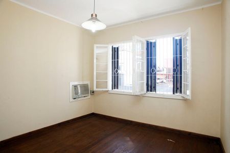 Casa para alugar com 117m², 2 quartos e 4 vagasQuarto 1