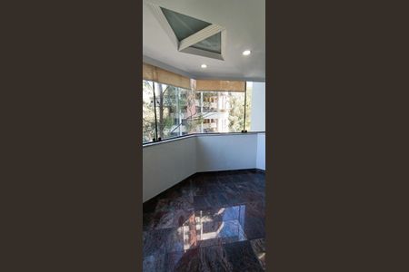 Apartamento à venda com 87m², 3 quartos e 2 vagasVaranda da Sala