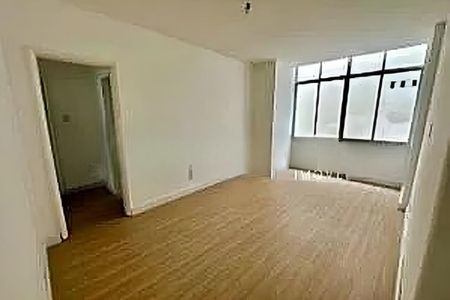 Apartamento à venda com 2 quartos, 63m² em Copacabana, Rio de Janeiro