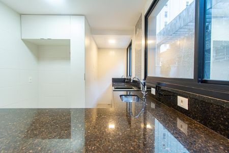 Apartamento à venda com 96m², 1 quarto e 2 vagasCozinha