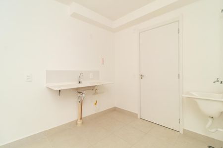 Apartamento para alugar com 33m², 2 quartos e sem vaga Apartamento para alugar com 33m², 2 quartos e sem vagaCozinha e Área de Serviço