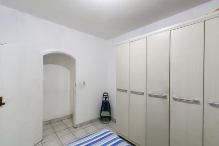 Casa à venda com 400m², 2 quartos e 3 vagasQuarto