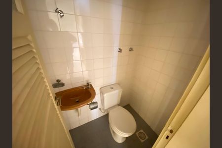 Apartamento à venda com 101m², 4 quartos e 1 vagaBanheiro de serviço