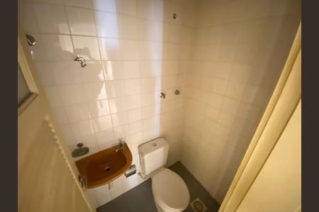 Apartamento à venda com 101m², 4 quartos e 1 vagaBanheiro de serviço