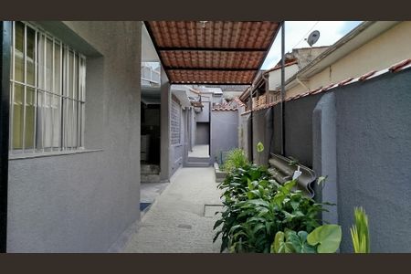 Casa à venda com 294m², 4 quartos e 4 vagas Casa à venda com 294m², 4 quartos e 4 vagasGaragem