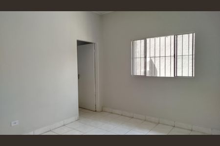 Casa à venda com 294m², 4 quartos e 4 vagas Casa à venda com 294m², 4 quartos e 4 vagasCasa 2: Sala