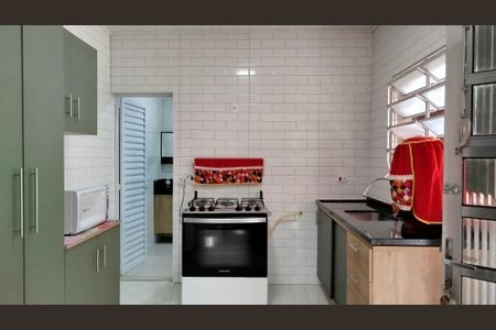 Casa à venda com 294m², 4 quartos e 4 vagas Casa à venda com 294m², 4 quartos e 4 vagasCasa 1: Cozinha