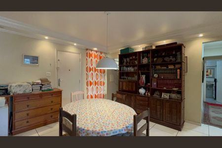 Apartamento à venda com 95m², 2 quartos e sem vaga Apartamento à venda com 95m², 2 quartos e sem vagaSala de Jantar