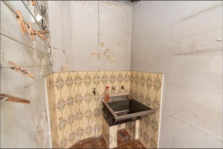 Foto 03 de casa à venda com 2 quartos, 300m² em Cambuci, São Paulo