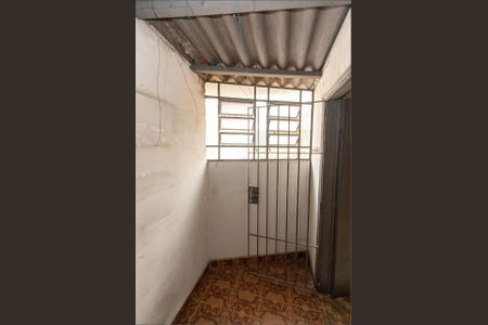 Foto 02 de casa à venda com 2 quartos, 300m² em Cambuci, São Paulo