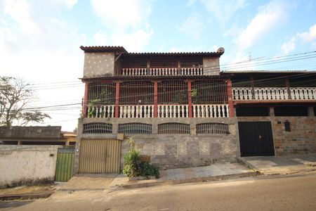 Casa à venda com 300m², 3 quartos e sem vagaFachada