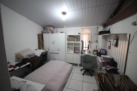 Quarto 2 de casa à venda com 3 quartos, 300m² em Conjunto Agua Branca, Contagem