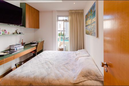 Apartamento à venda com 127m², 3 quartos e 2 vagasQuarto 1