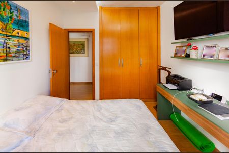 Apartamento à venda com 127m², 3 quartos e 2 vagasQuarto 1